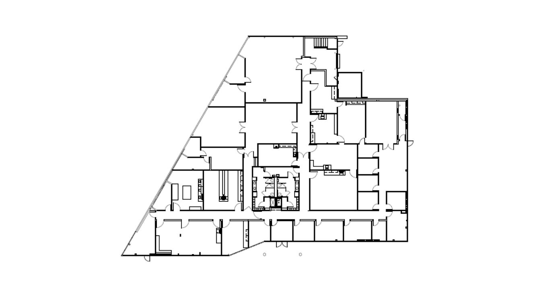 3155 Northwoods Place Floor Plan
