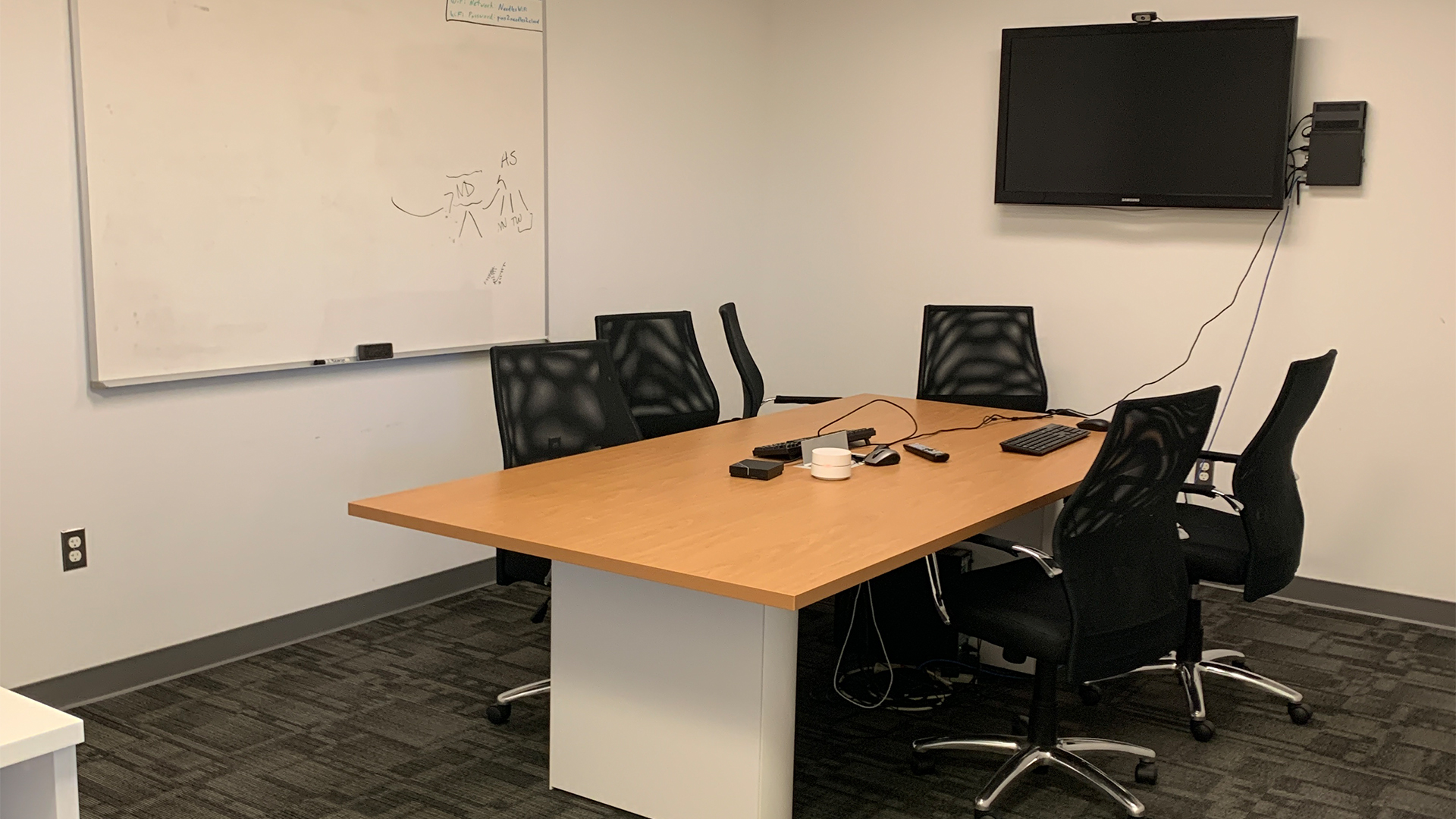10461 Mill Run - meeting space