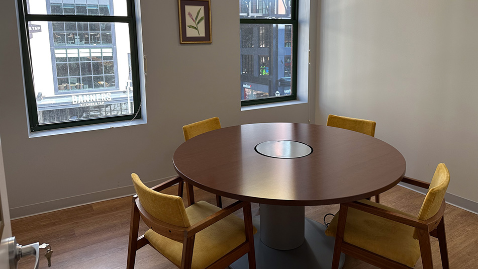 180 Canal Street huddle room