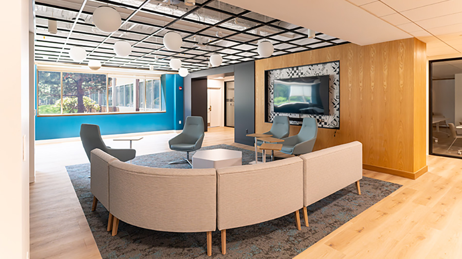 3 Van de Graaff Drive, Burlington Sublease