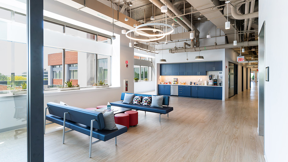 3 Van de Graaff Drive, Burlington Sublease