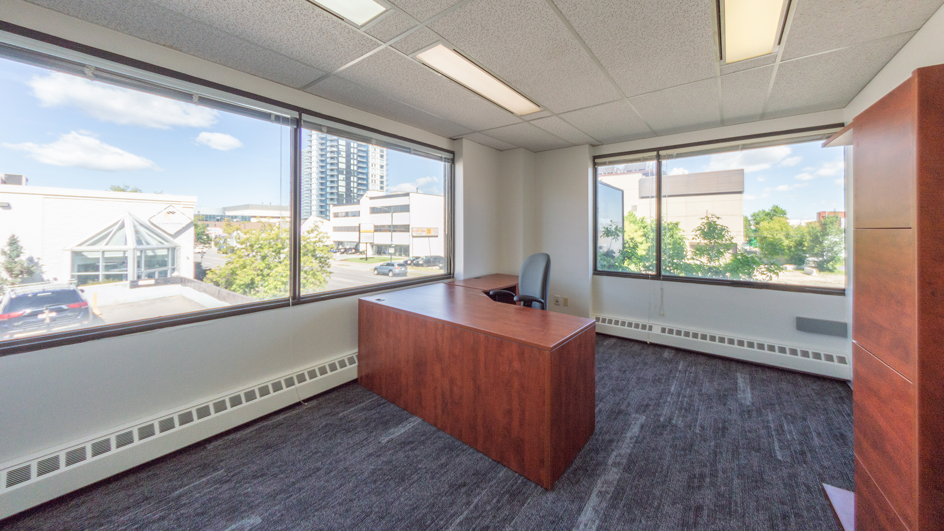 Perimeter office