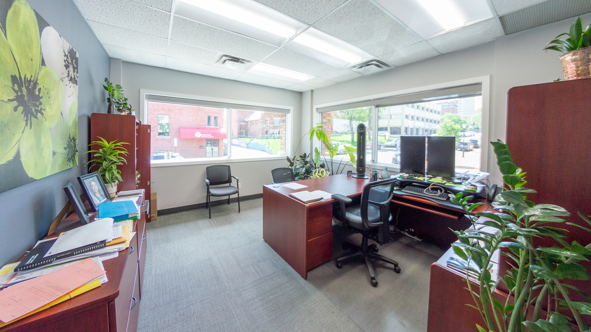 Perimeter office