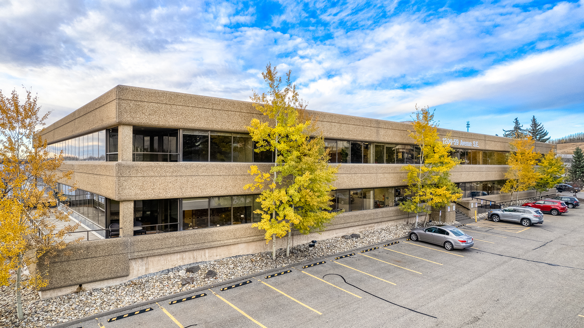 Riverview Atrium I Hero 1920x1080