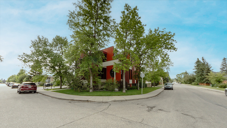 2139 - 4 Avenue NW