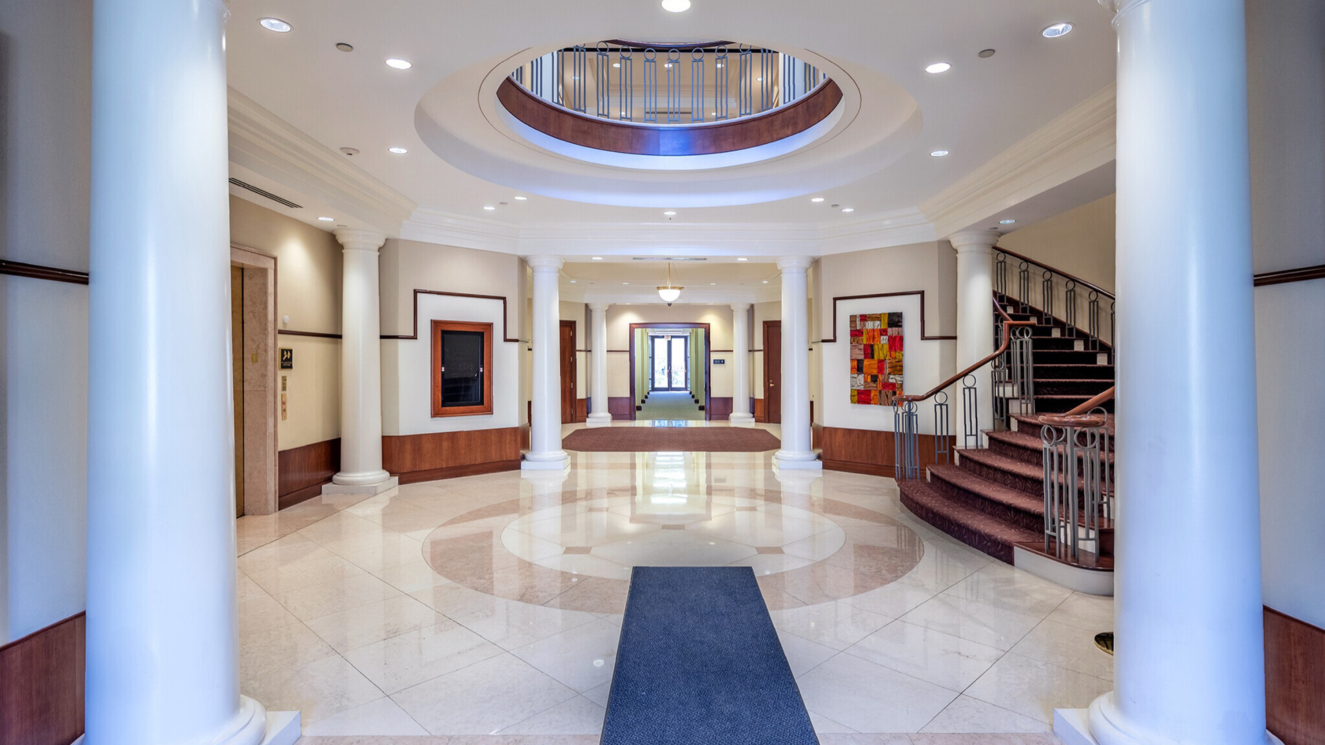 Image of Building Lobby on 1st Floor