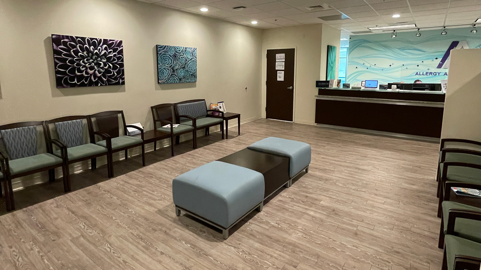 Image of suite lobby area