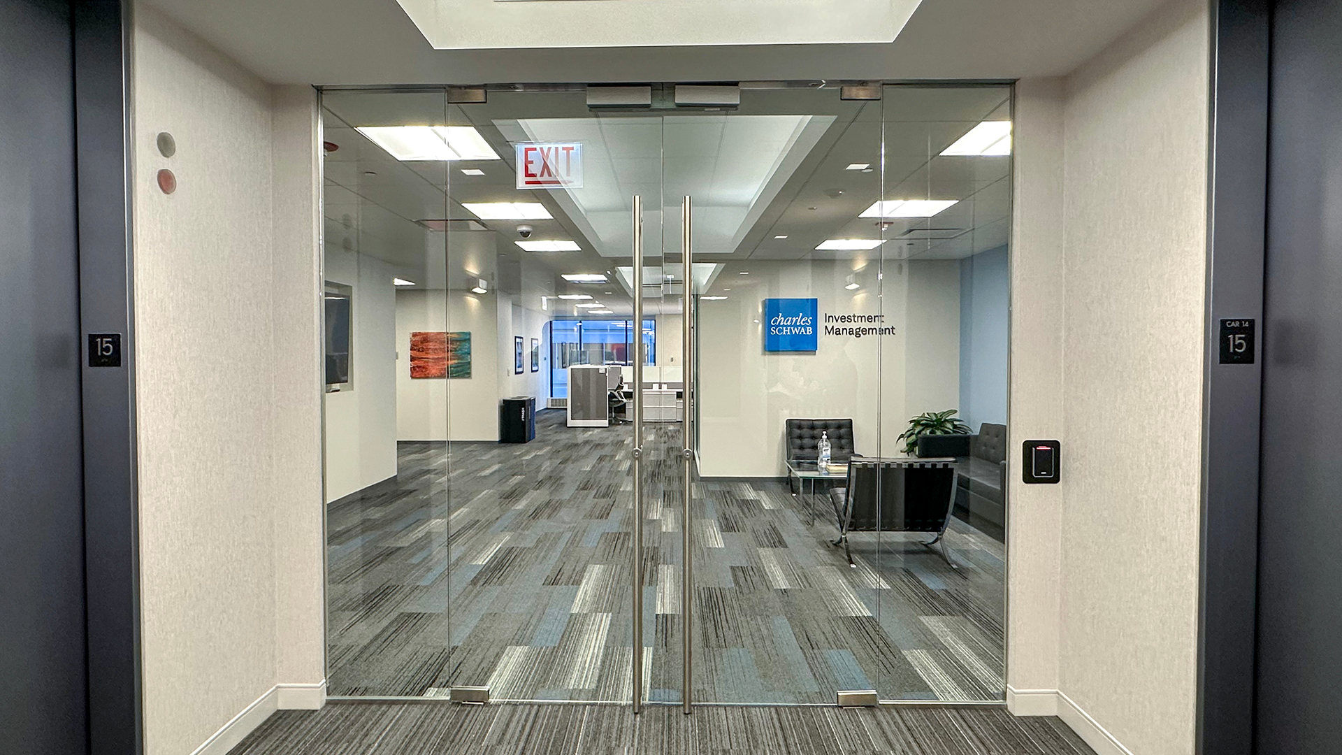 150 S Wacker - Interior entrance to office