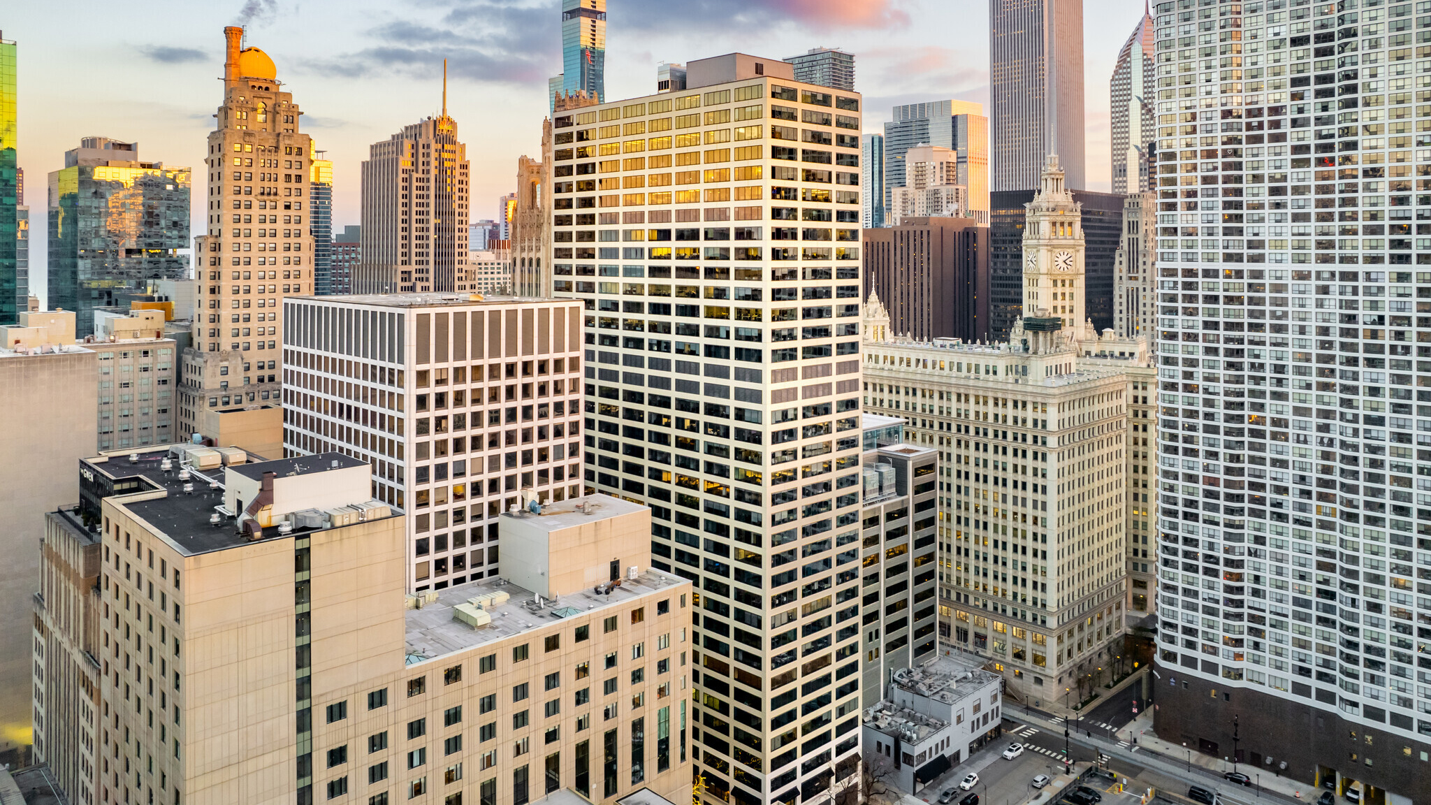 444 N Michigan exterior aerial photo