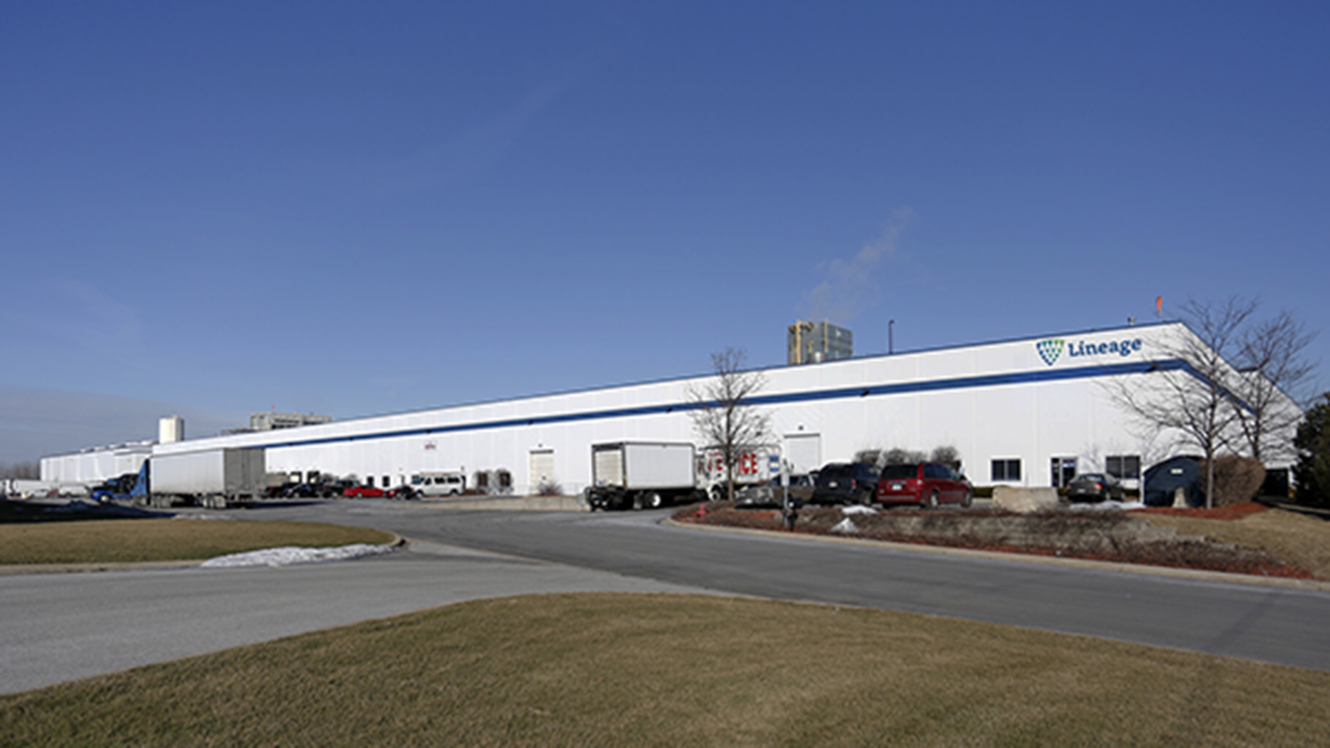 Exterior side shot of 450 central ave