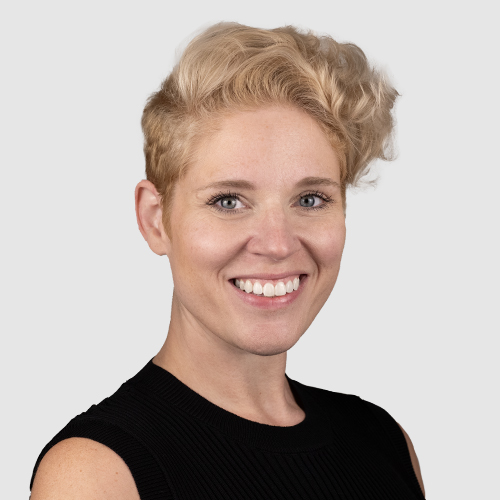 Autumn Harris Headshot grey background