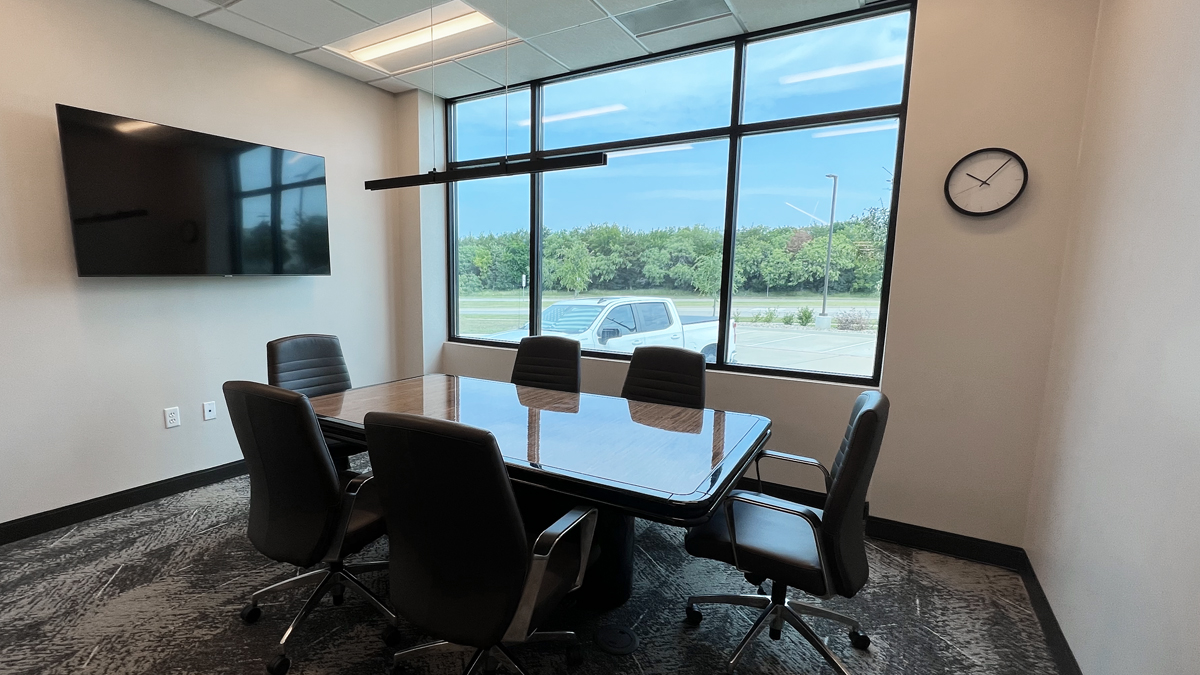 870 International Parkway