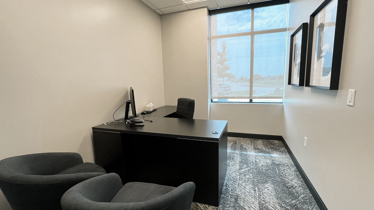 870 International Parkway