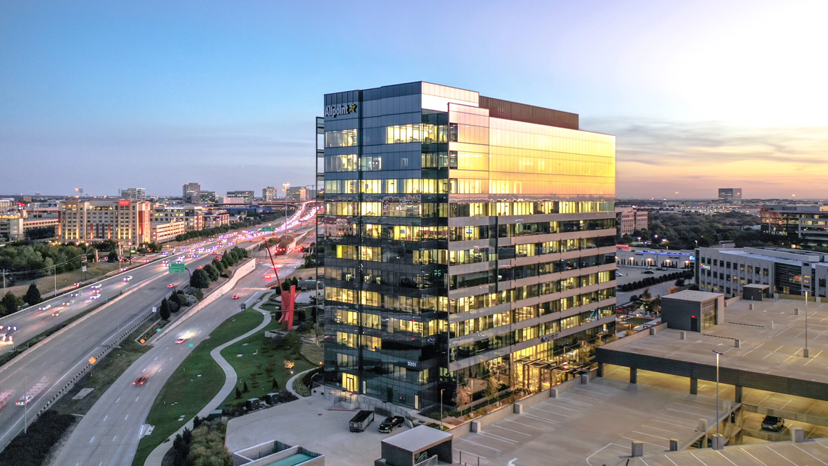 Hall Park Office Sublease: ±7,716 SF