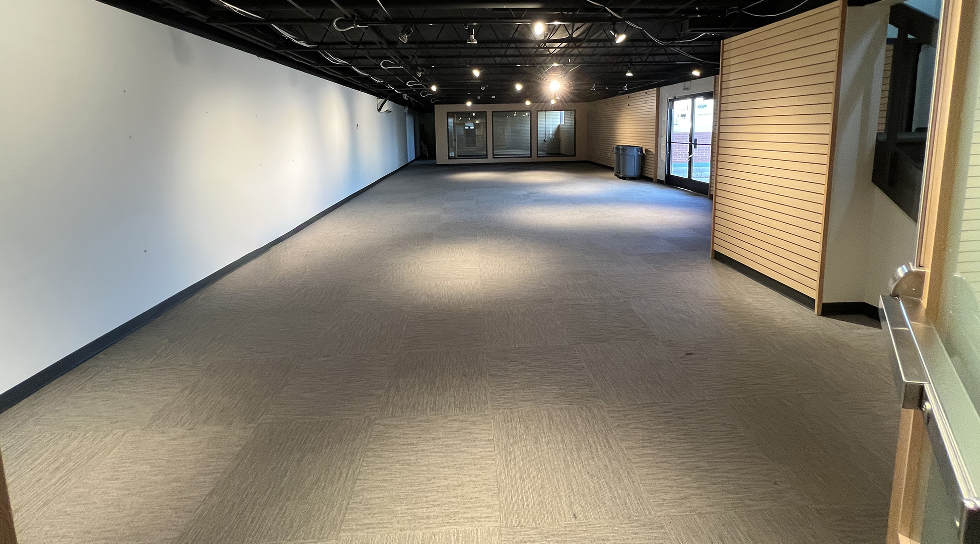 Open Space - Showroom