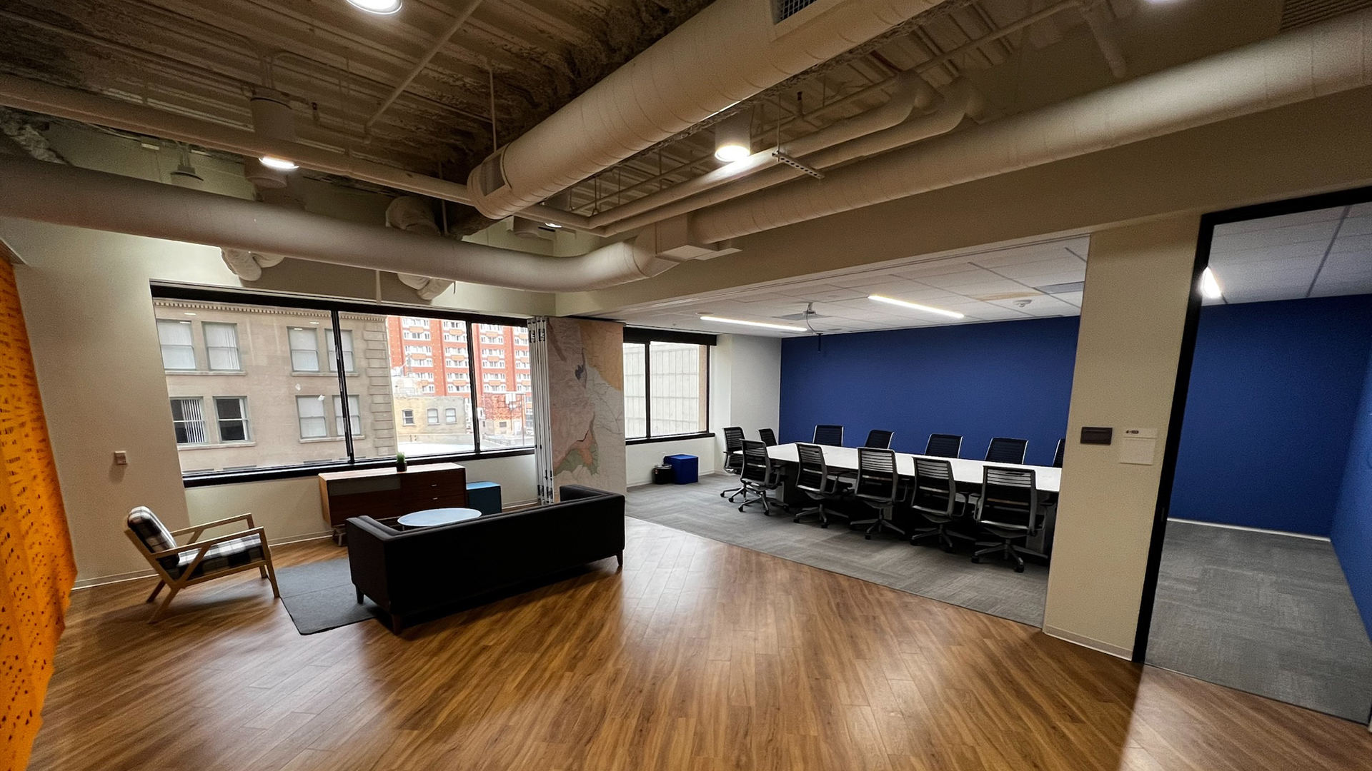 Huddle / Meeting Area