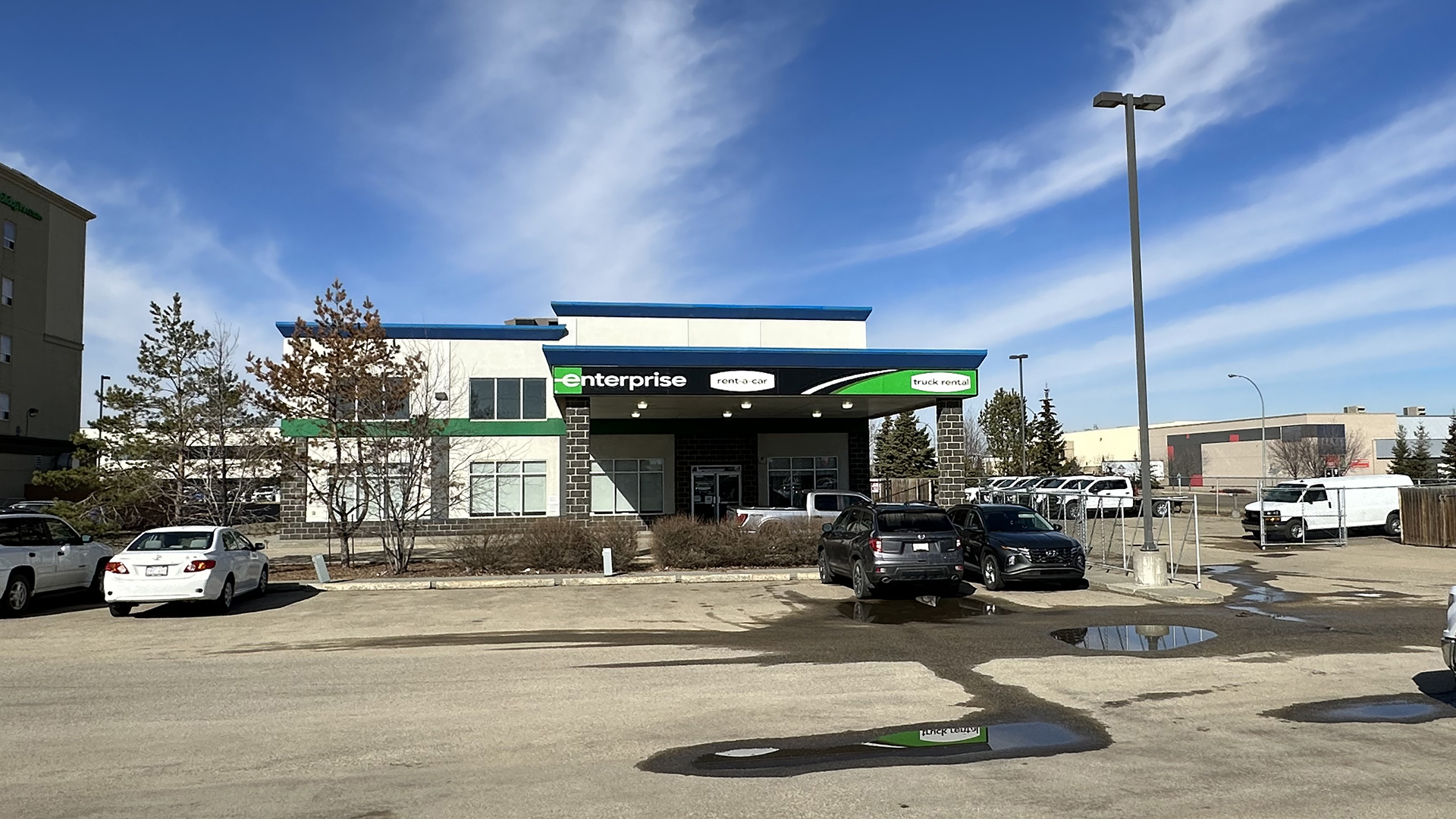 Exterior Photo 3