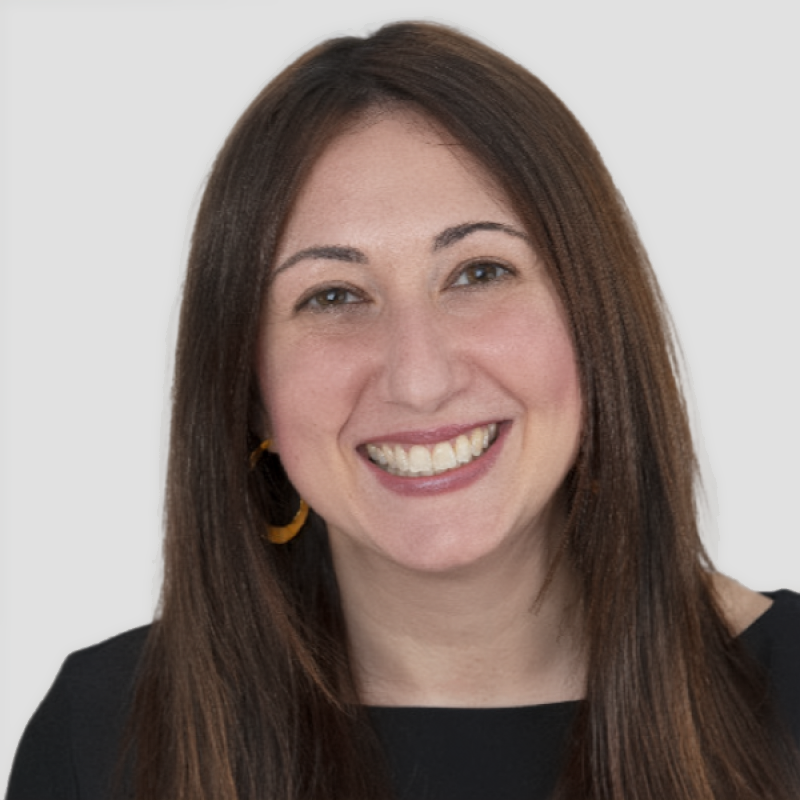 Lesley kamintzer headshot