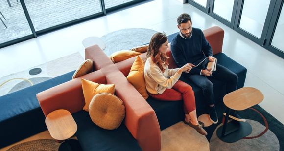 Commercial Real Estate Agent 