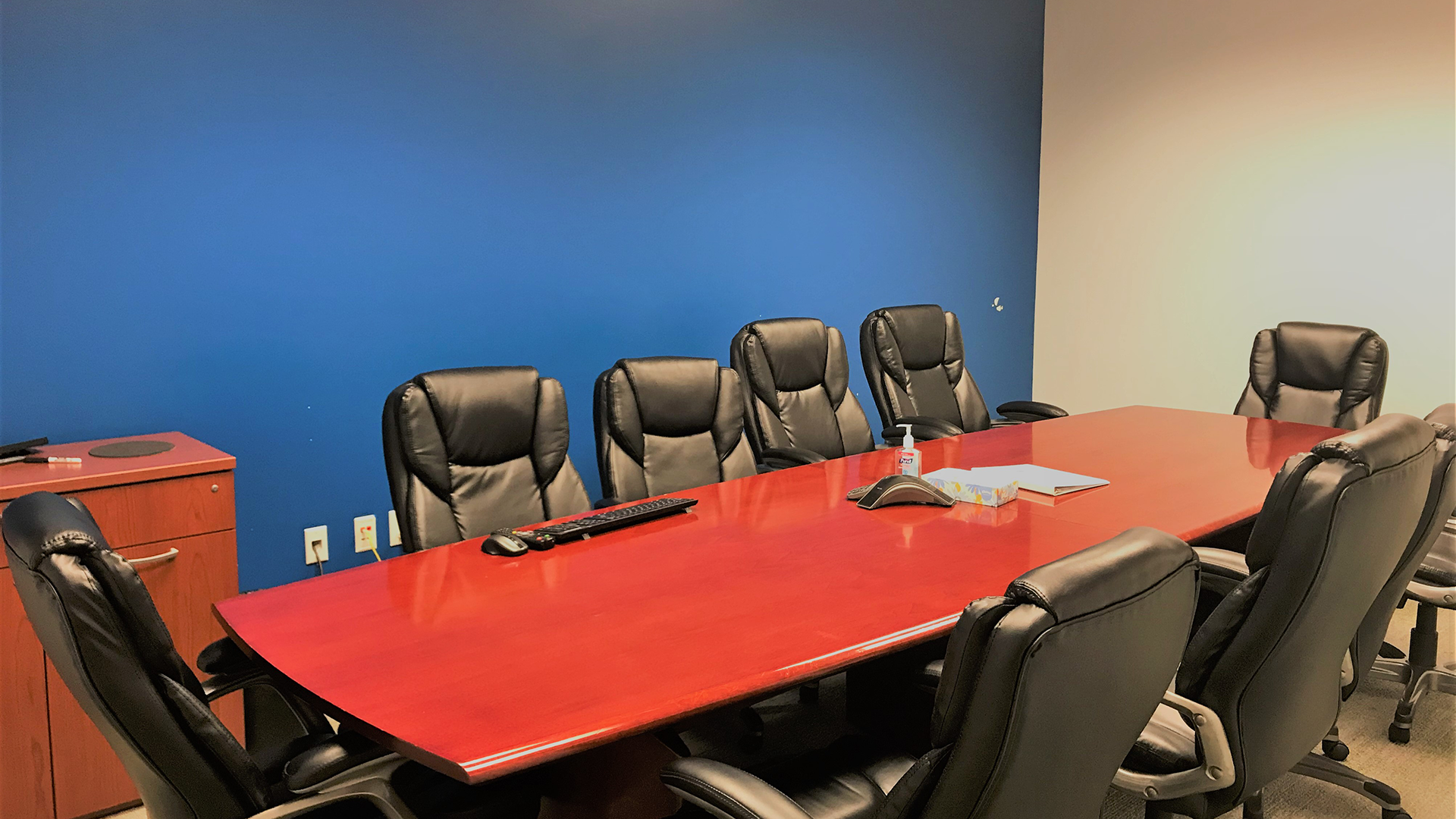 1400 Broadfield Conference Room Photo