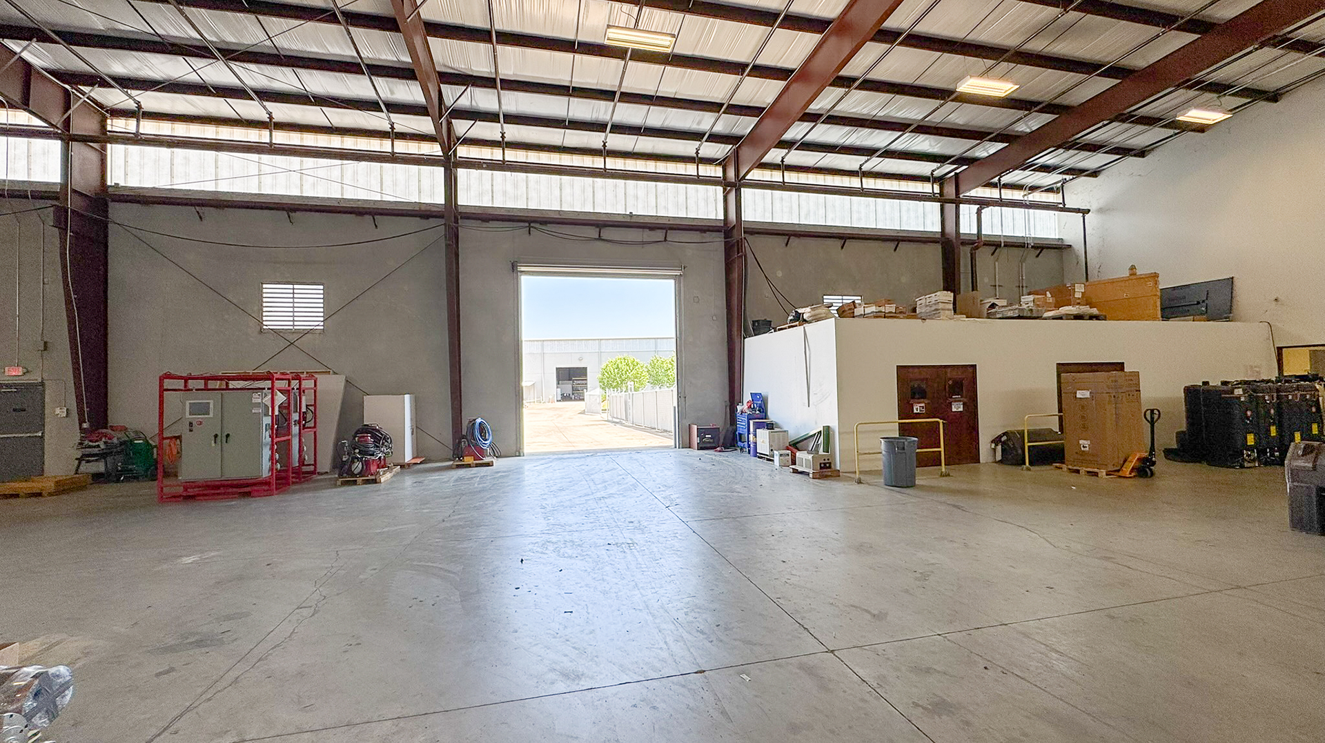 27351 Spectrum Way Building Interior Photo 3