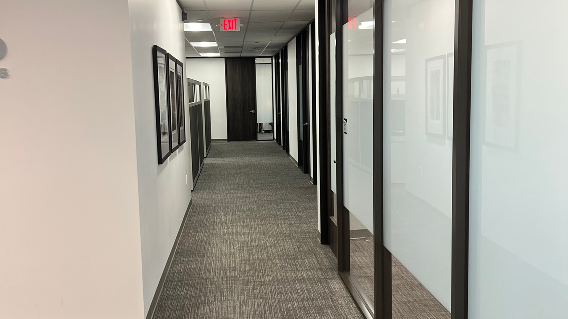4888 Loop Central Dr - Hallway Photo