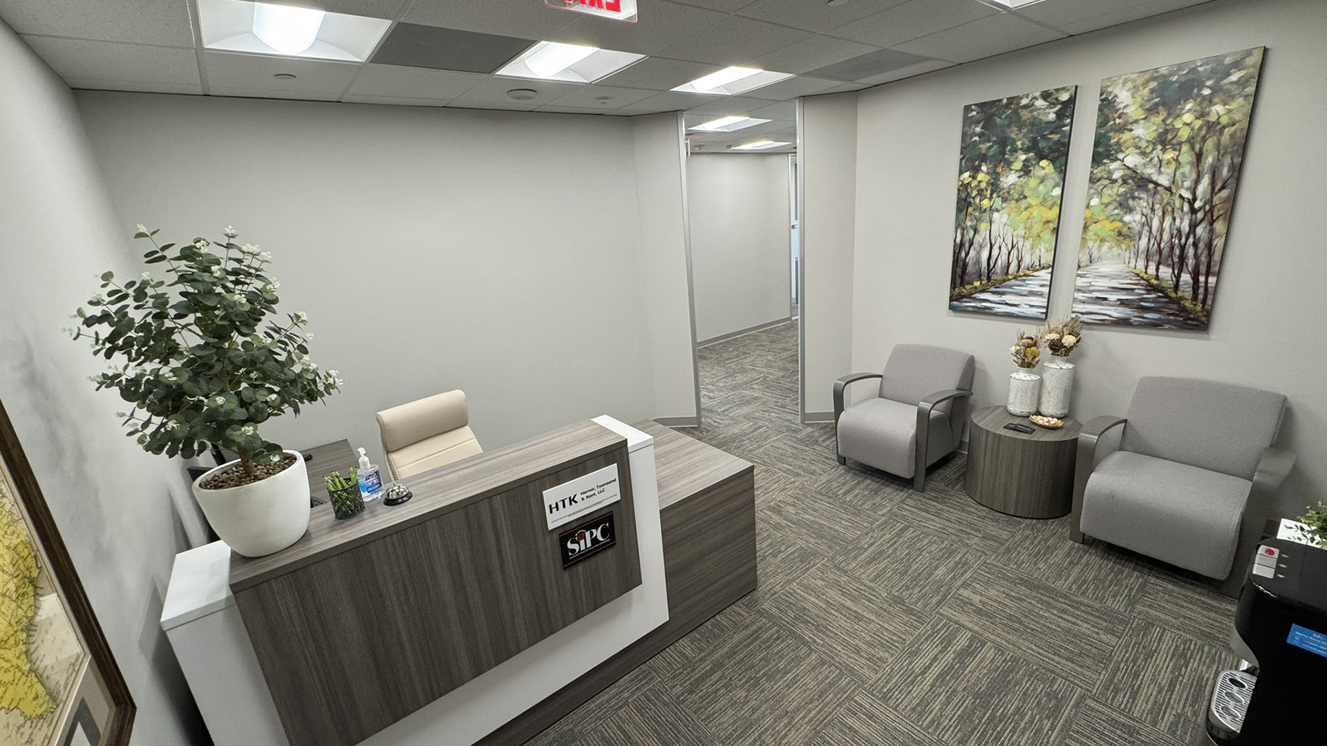 5718 Westheimer Reception Photo