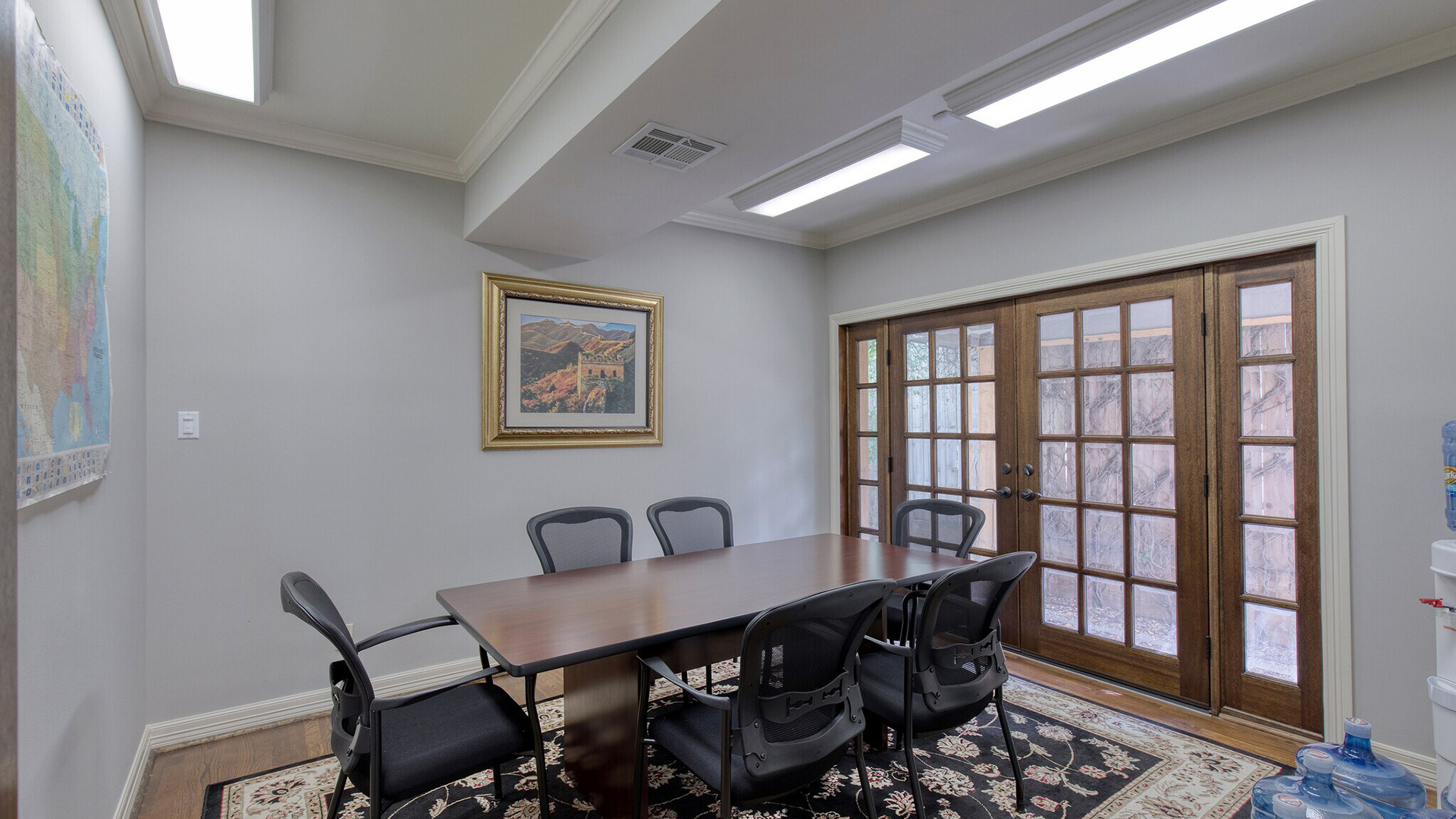 711 W Alabama St - Interior Photo 2