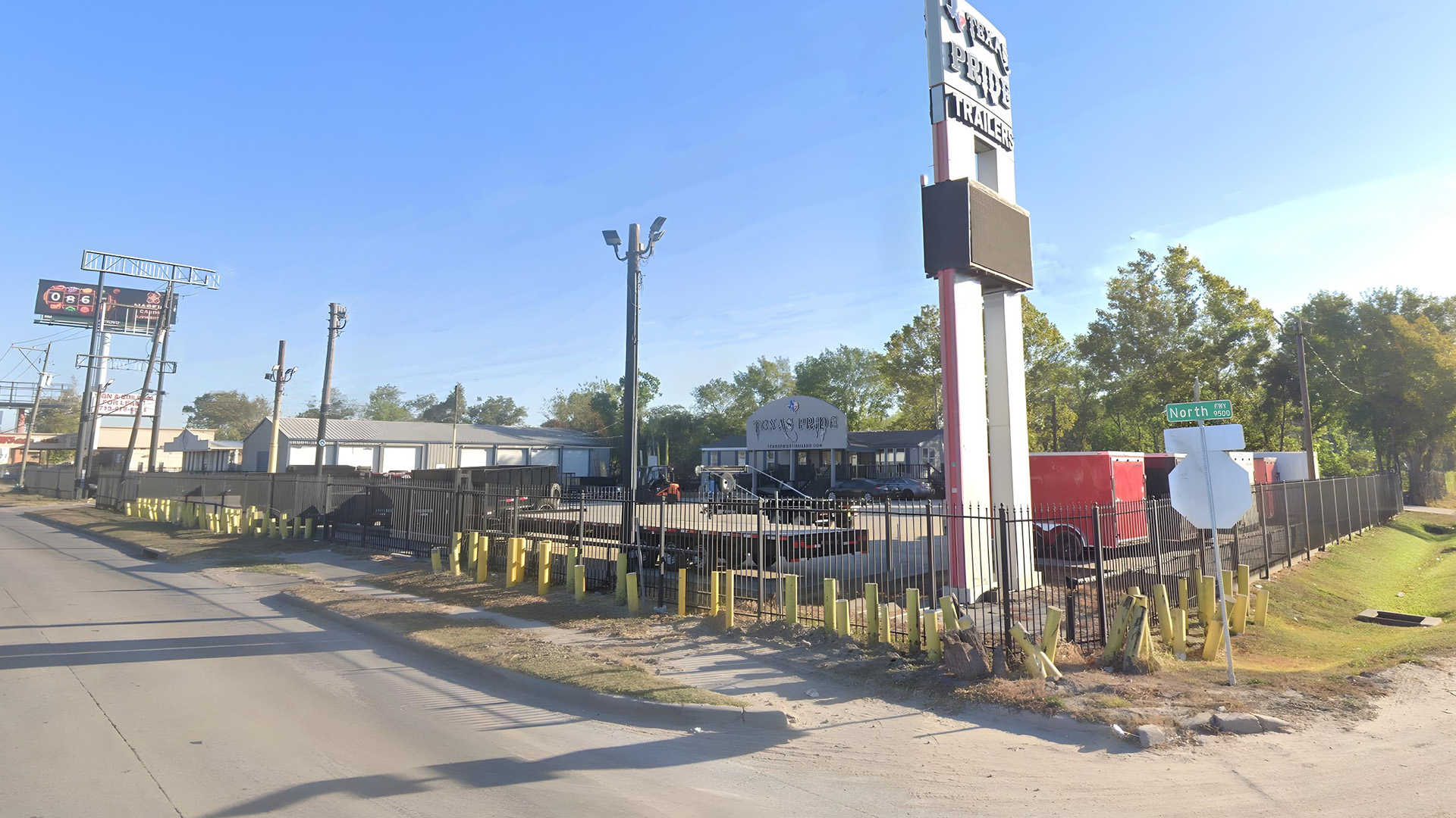 9510 North Freeway