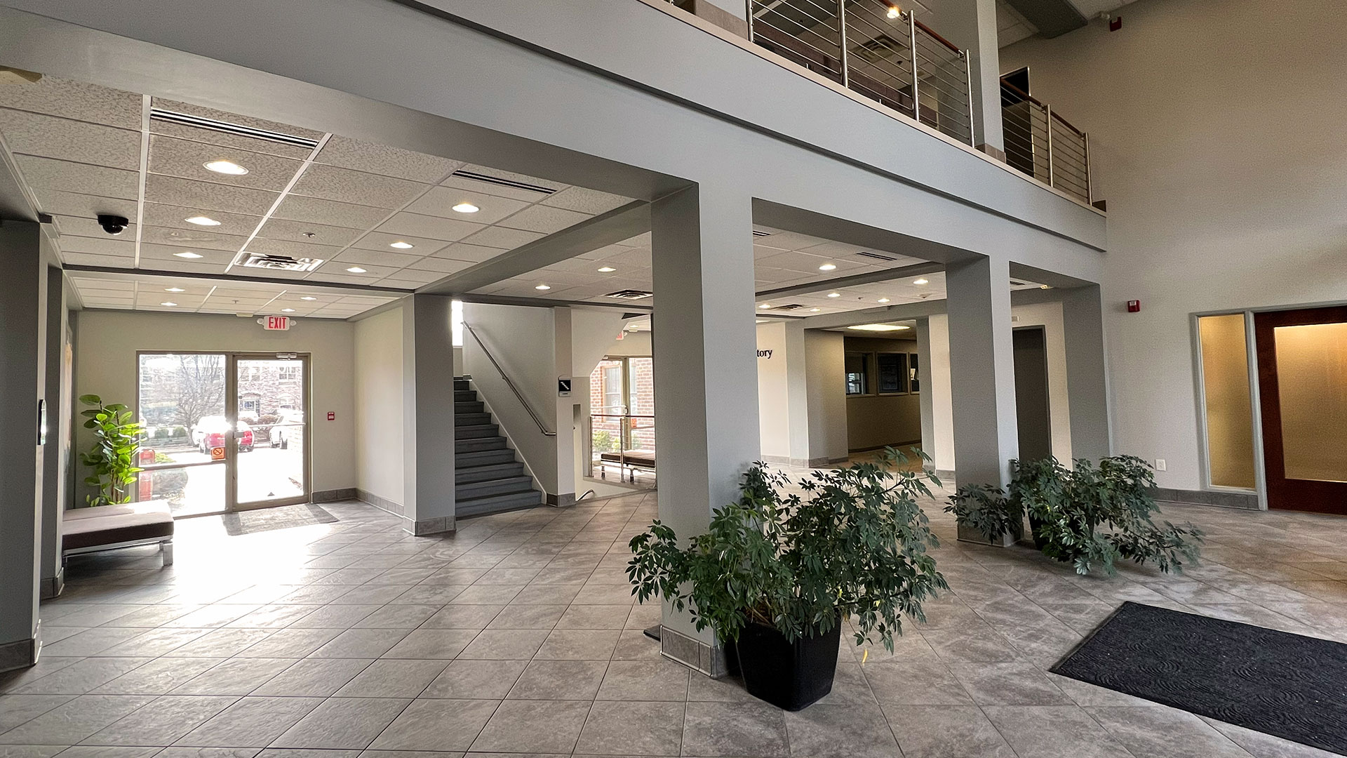 10412_Allisonville_Outside_Lobby3