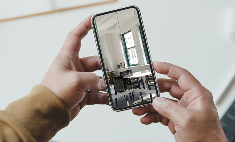 Sublease Tour on a Smartphone