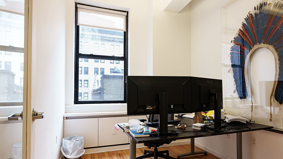 Office with a desk and chair