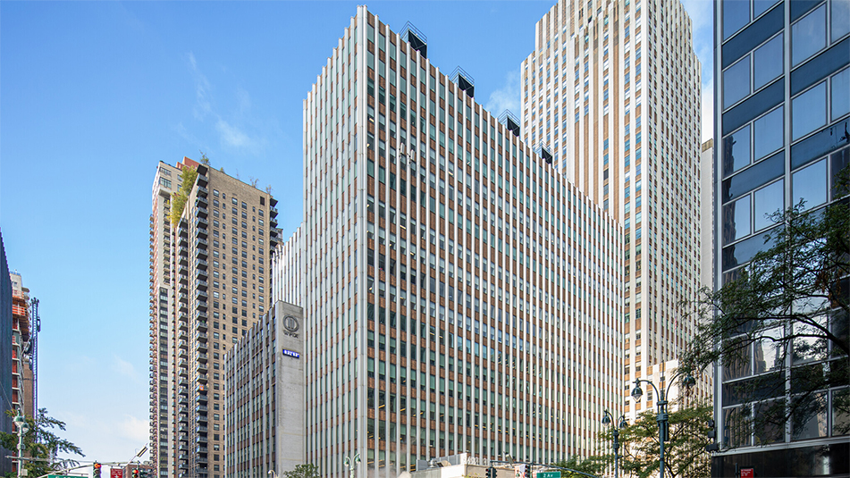 220 E 42nd Street