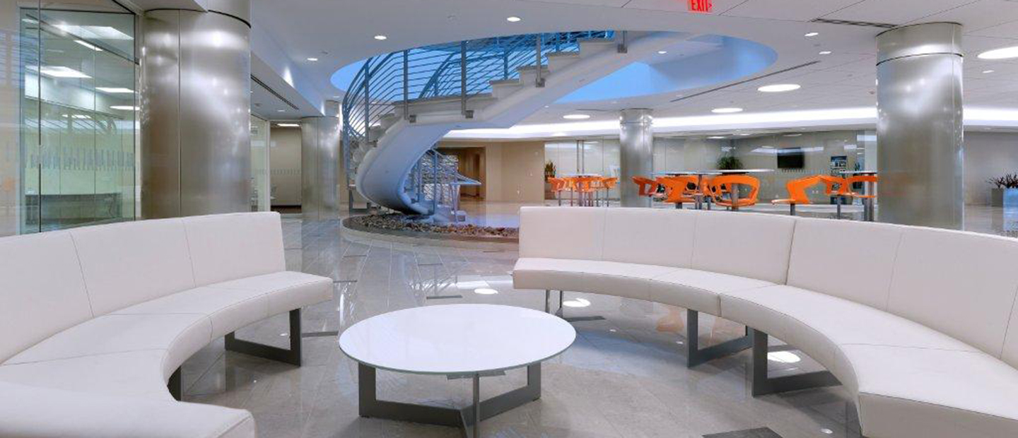 660 W Germantown Pike - lounge