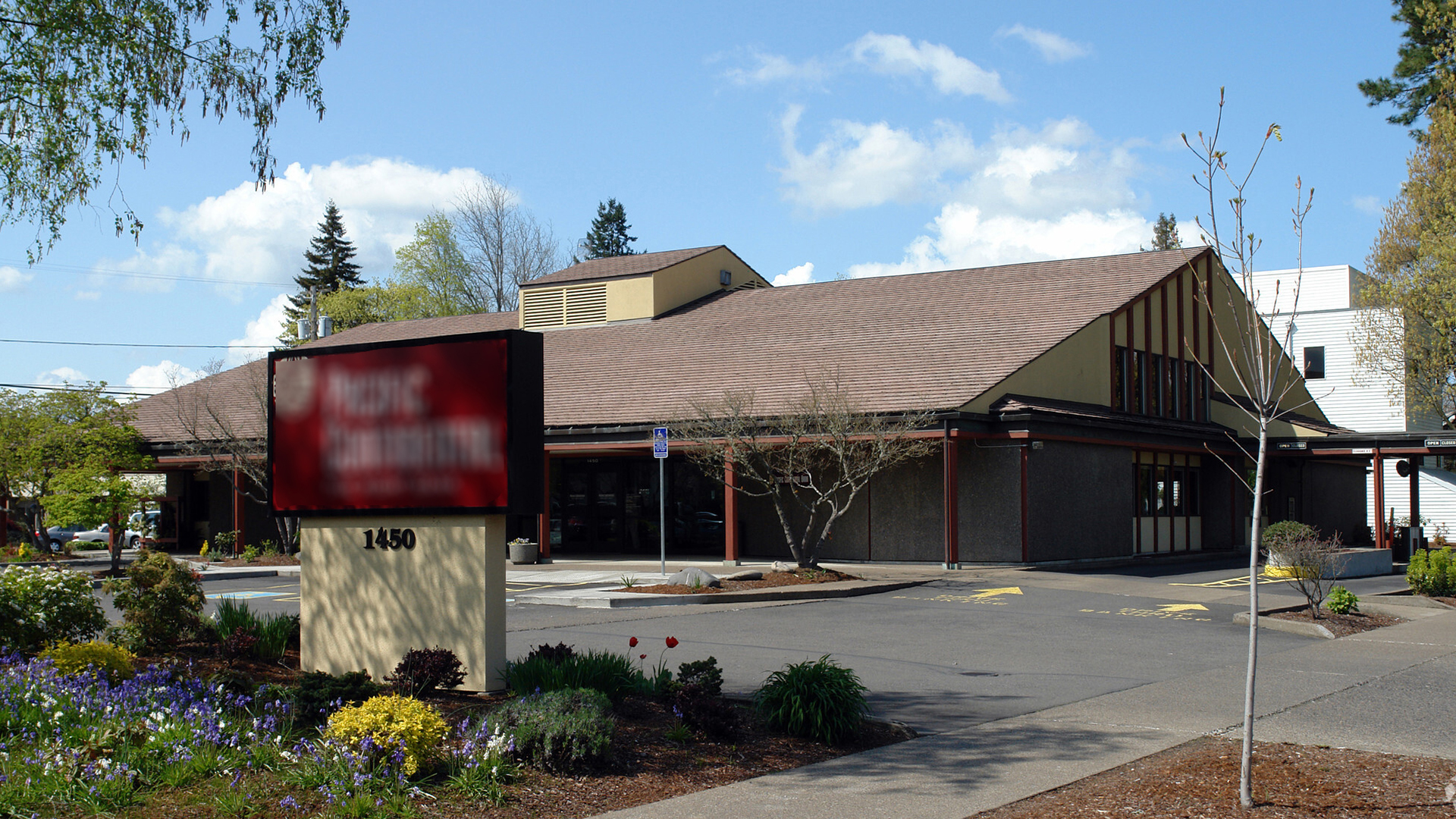 Building for sale at 1450 High St, Eugene, OR