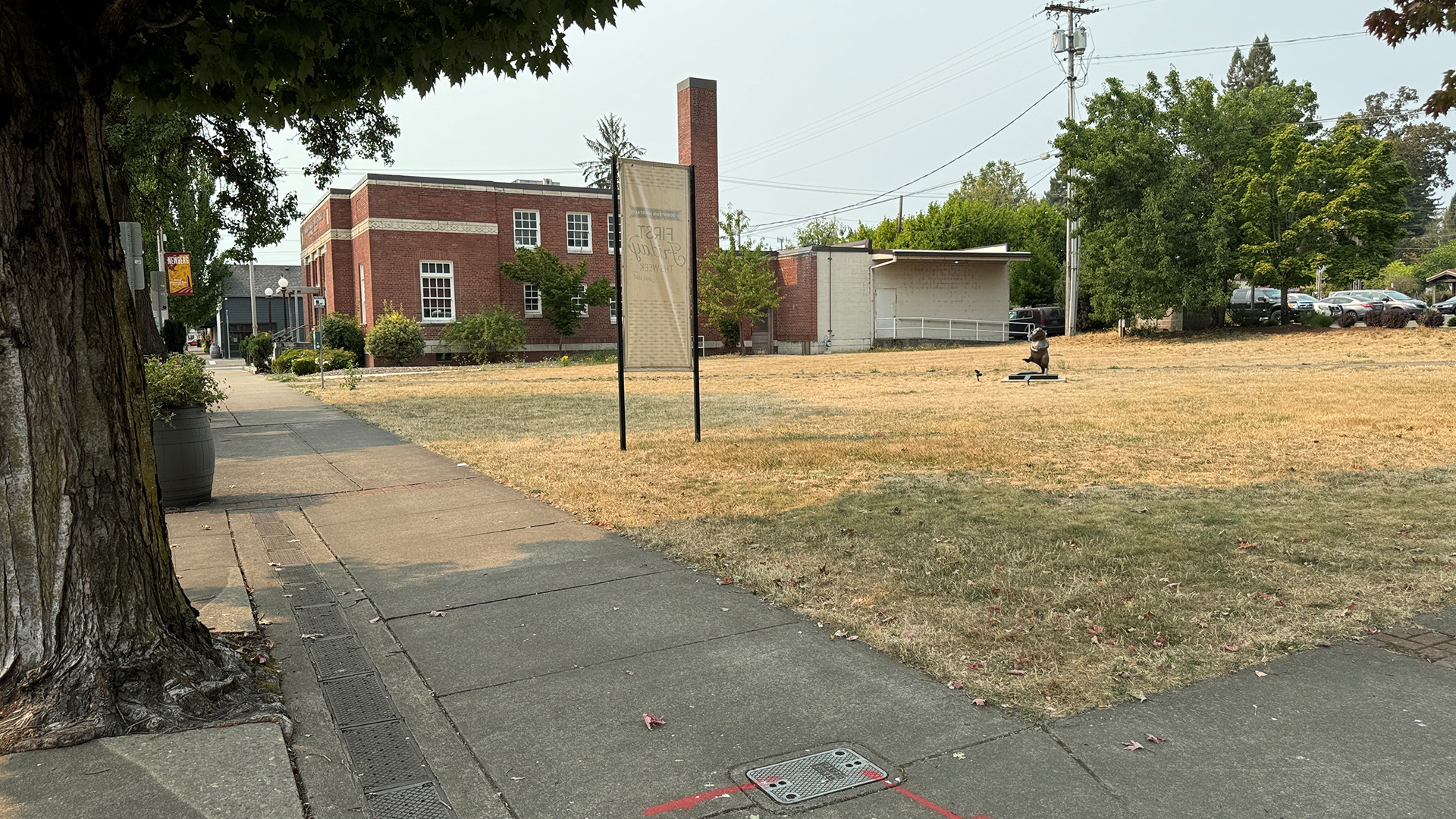 411 E 1st St, Newberg, OR