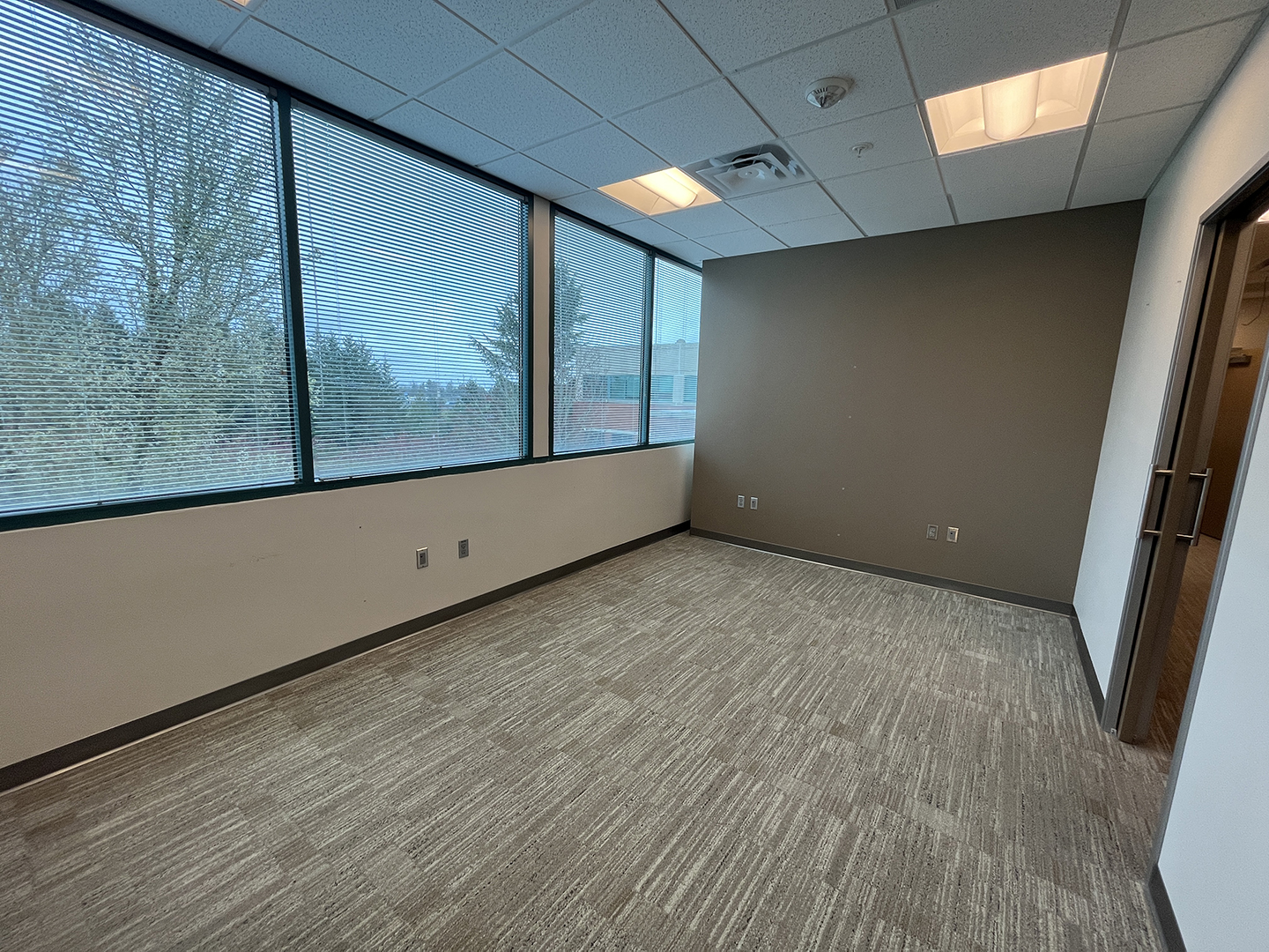 Sublease at 9555 SW Barnes Road
