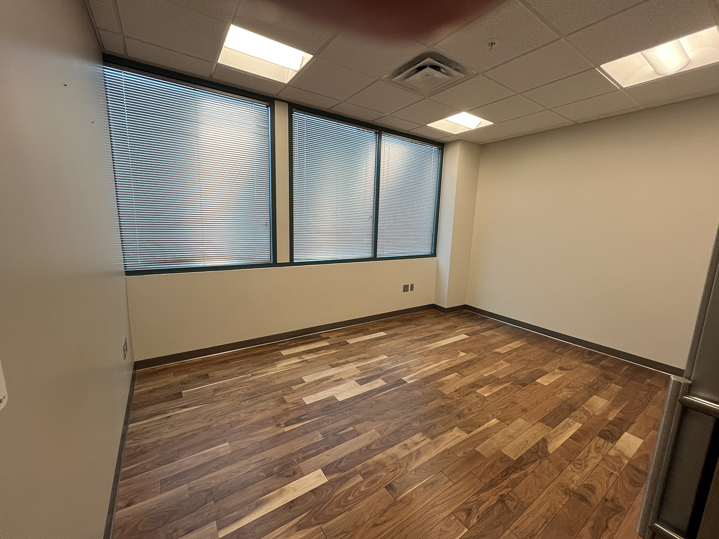 Sublease at 9555 SW Barnes Road