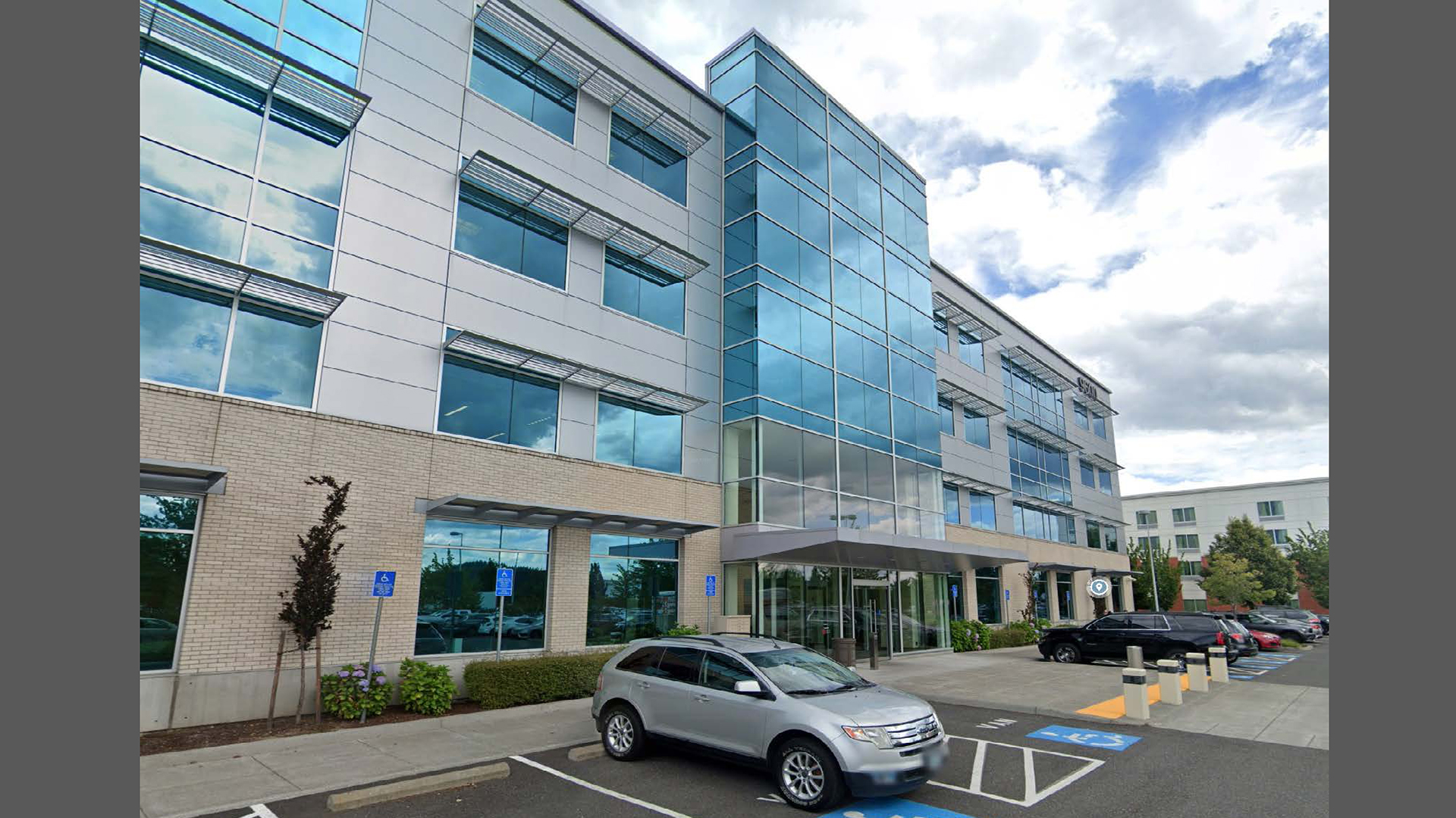 Sublease - 9600 NE Cascade Pkwy