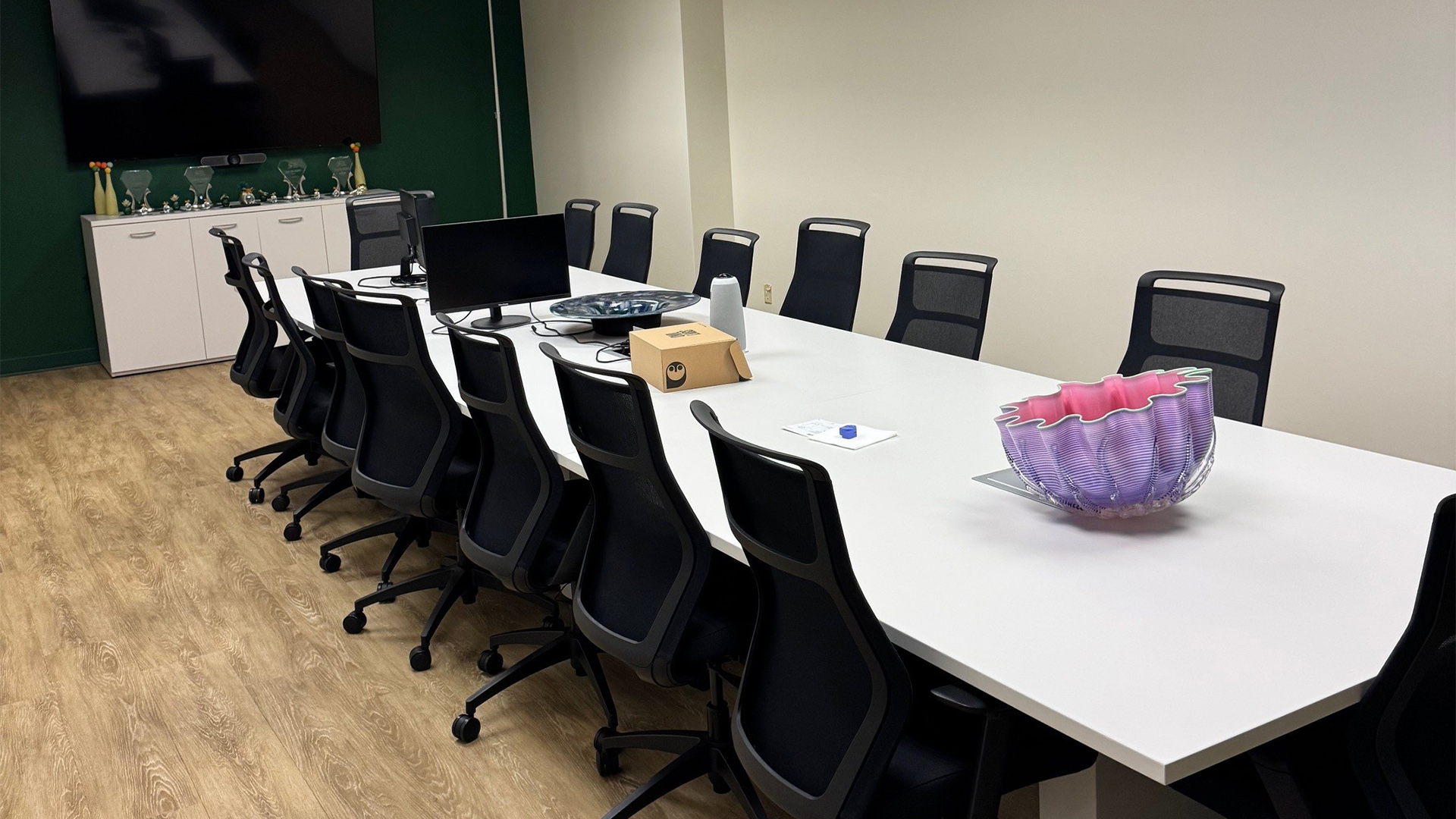 1021_e_cary_st_conf_room