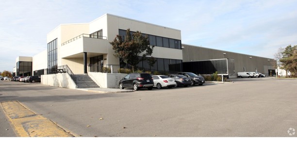 2025 Drew Road, Mississauga, ON