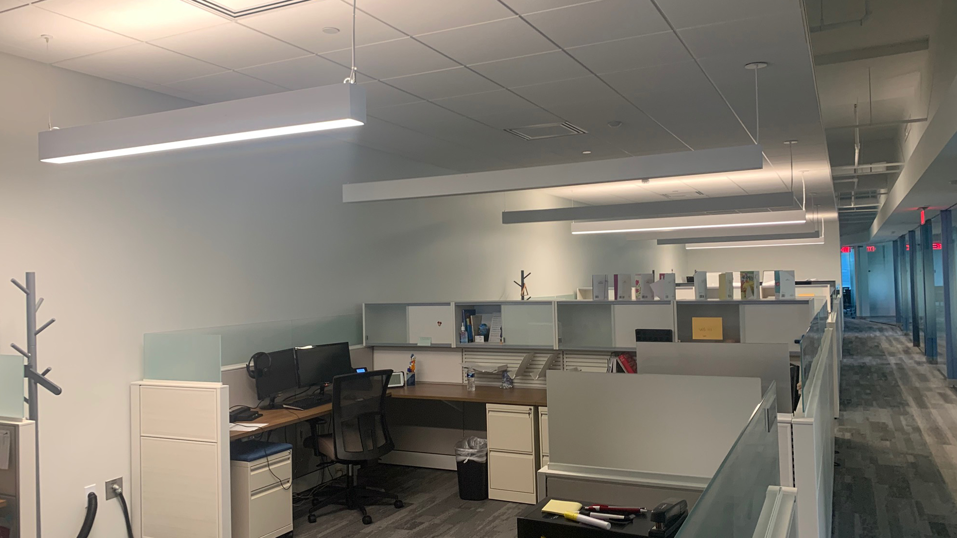 2107 Wilson Blvd workstations