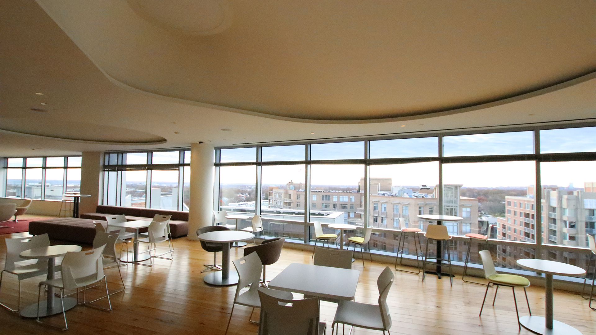 3003 Washington Blvd - cafe