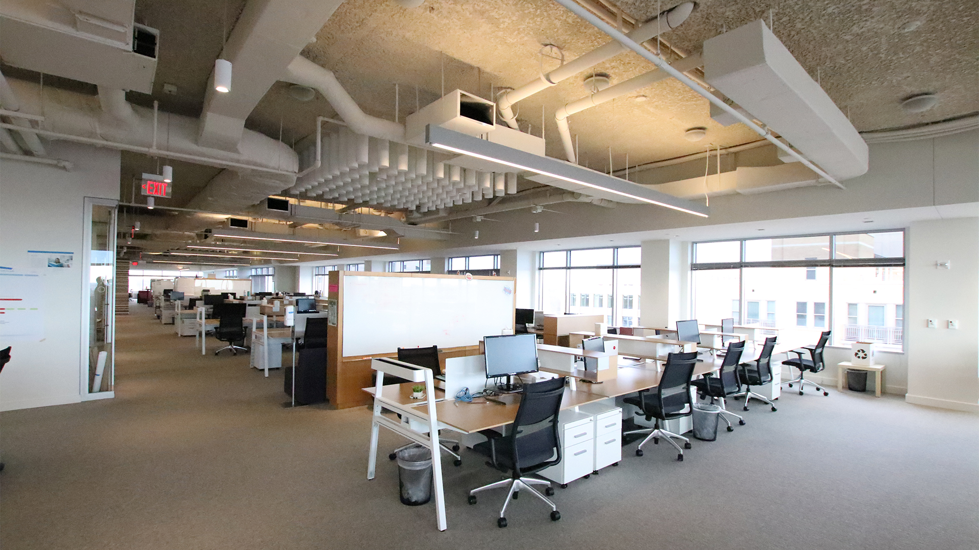 3003 Washington Blvd - workstations