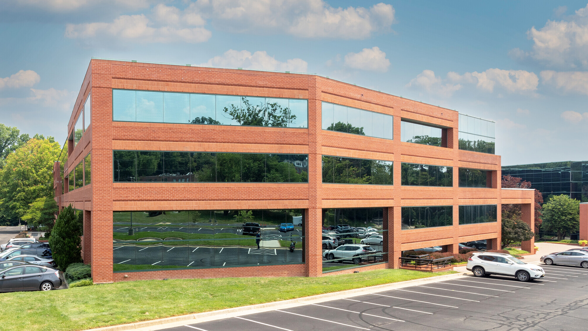 7600 Leesburg Pike