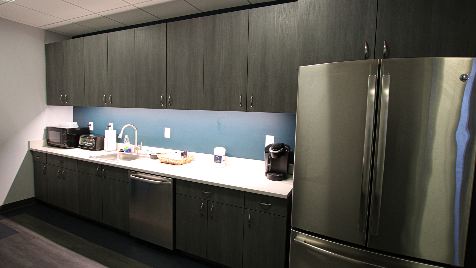11800-Sunrise-Pantry