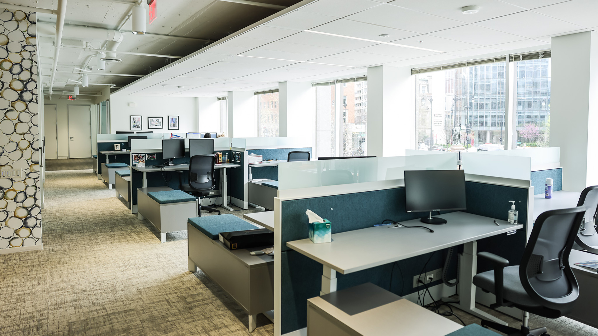DC-1250-connecticut-ave-NW-workstations