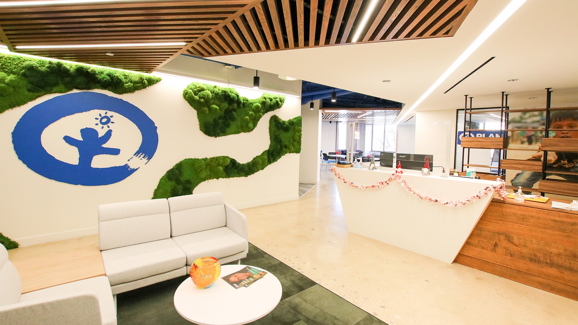 2300 N reception