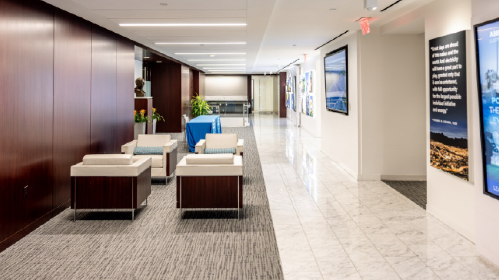 701 Pennsylvania Ave NW office lobby