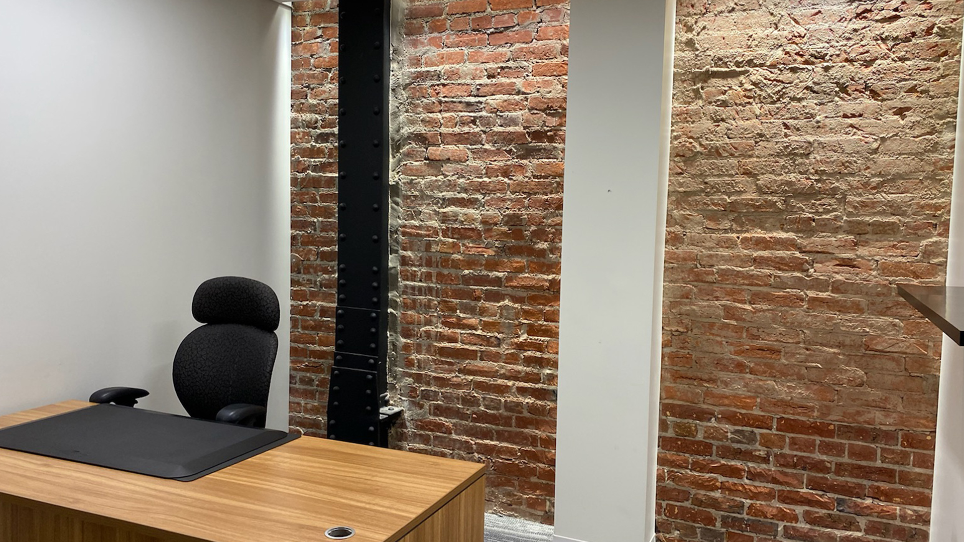 740 15th St NW office